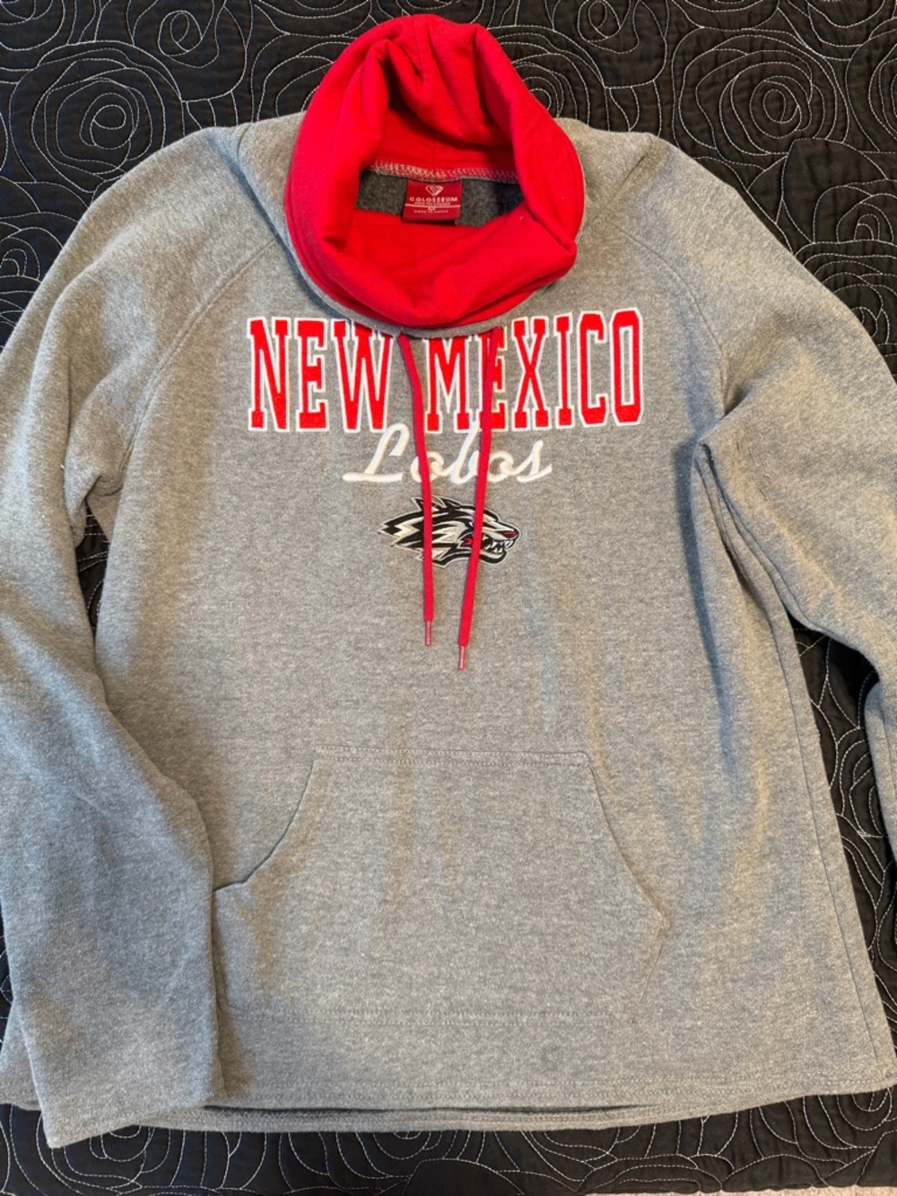University of New Mexico Lobos Hoodie Womens M Red Grey Long Sleeve Sweater